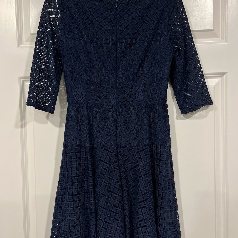 Tahari Lace Navy Blue Dress Size 2P